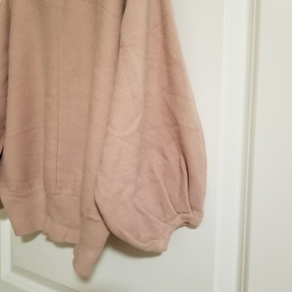 Sweater - Picture 3 of 5